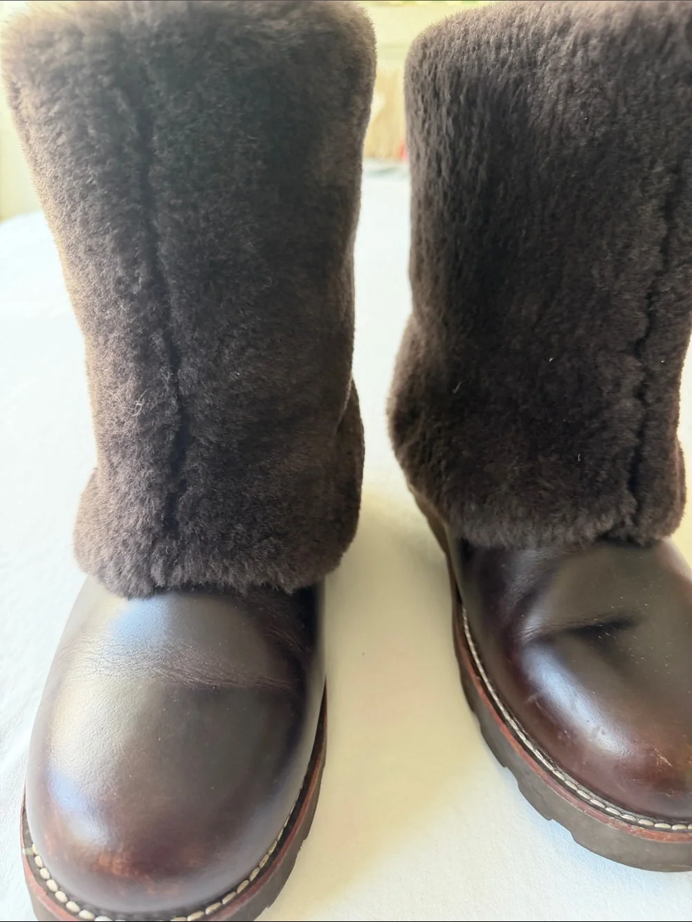 Ugg Cozy Dark Brown leather Shearling Fur lug sole Boots- Womens 9